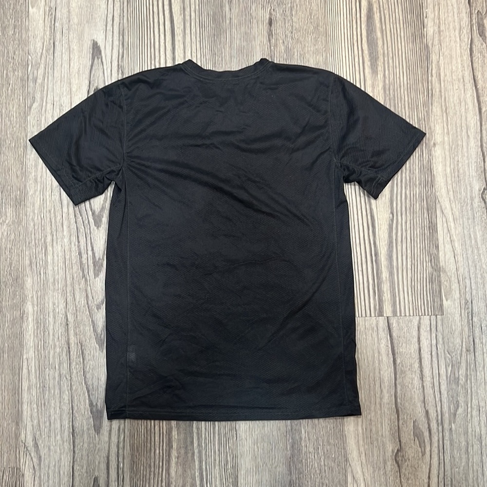 NIKE MEN’S “JERSEY TRAINING TEE-SHIRT” - Picture 3 of 3